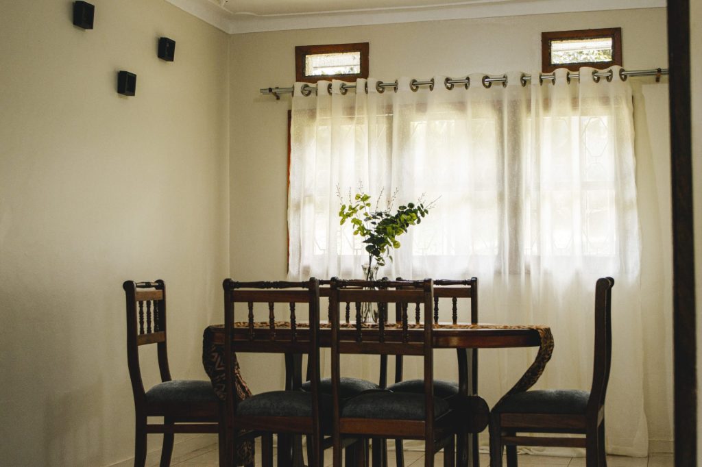 Bright contemporary dining space, JOSIRE Residence
